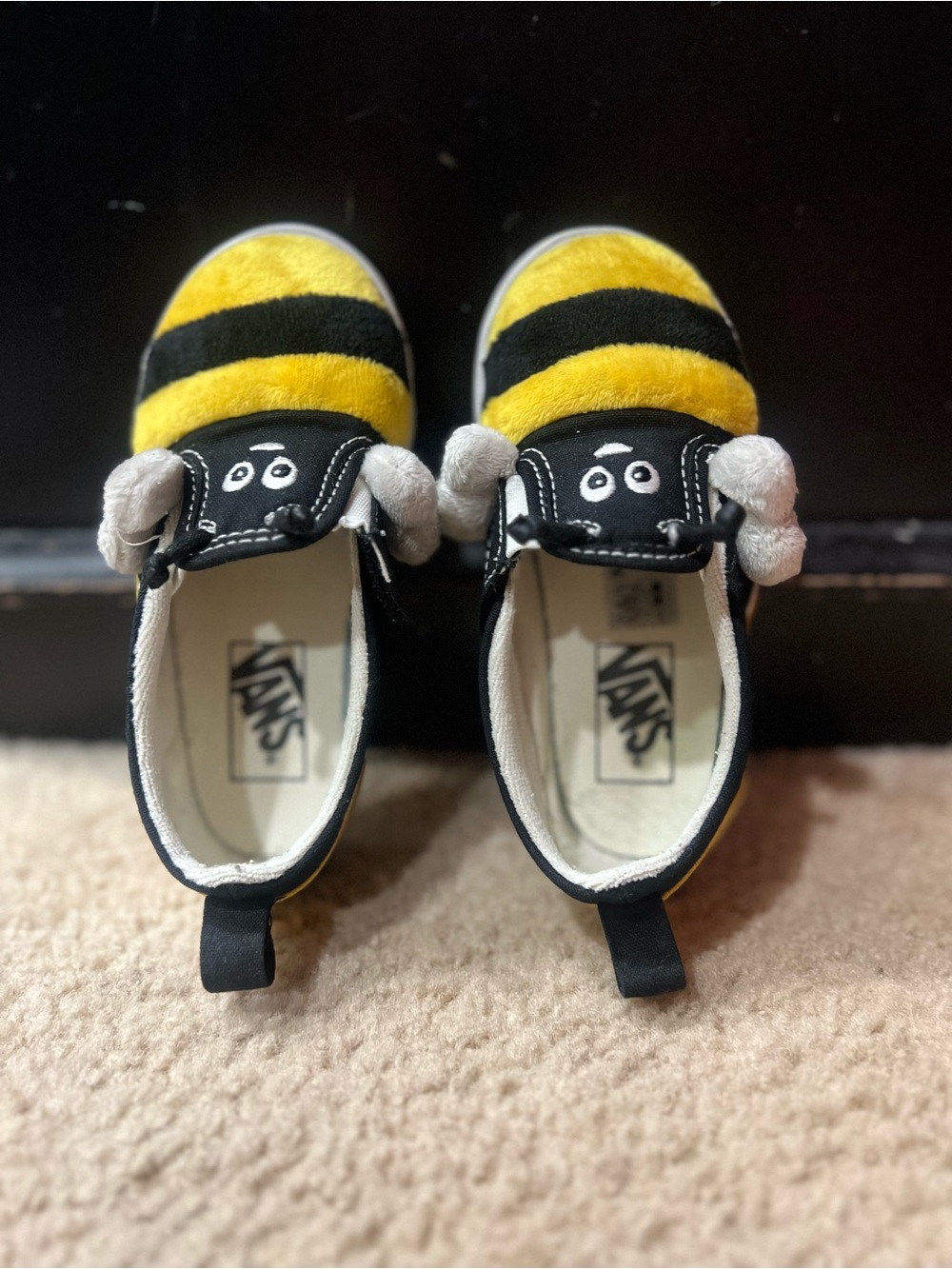 Vans Kids Bee-Themed Slip-On Sneakers in Yellow and Black